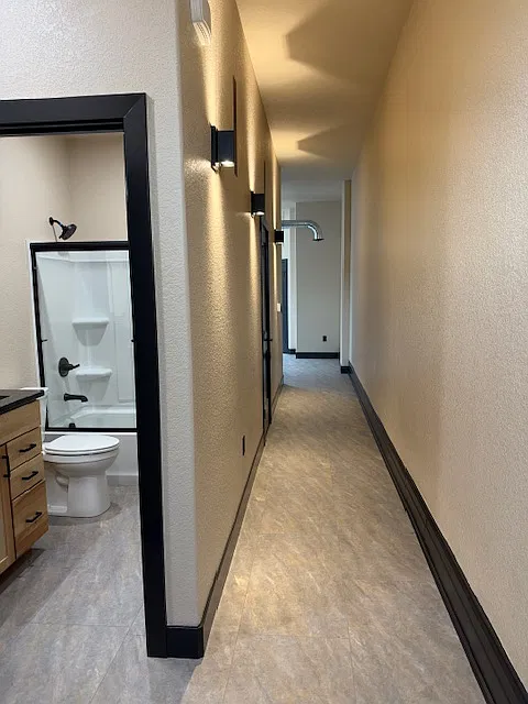 2 bed, 1800 sqft, $2,400 — Photo 3