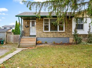 96 Ventura Dr #2, Saint Catharines, ON L2R 7H7