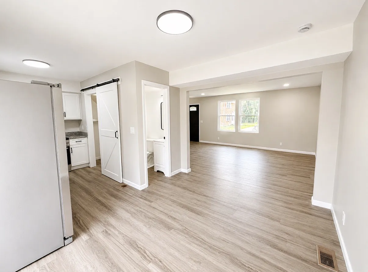 3 bed, 1155 sqft, $1,800 — Photo 4