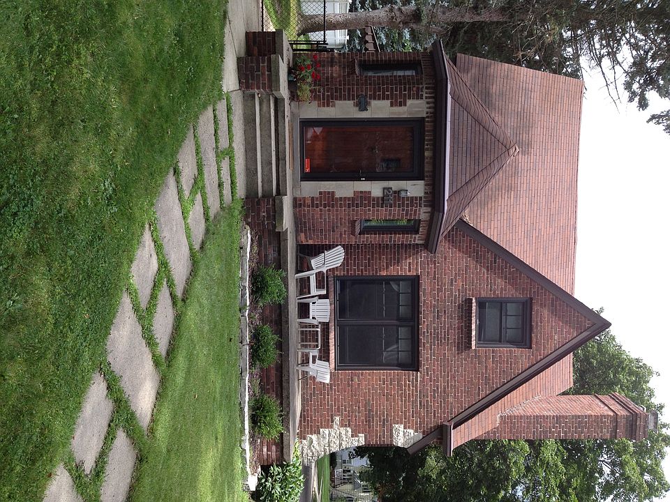 211 Elm Street -- Front View