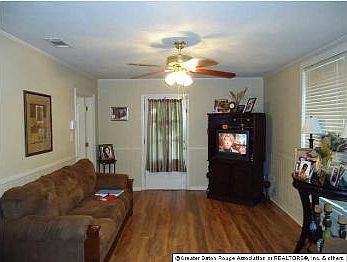 2nd image of 1046 Sunshine Dr
