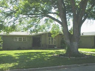 1825 N Pennsylvania Ave, Shawnee, OK 74804