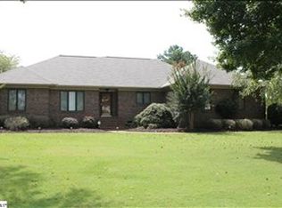 239 River Falls Dr, Duncan, SC 29334