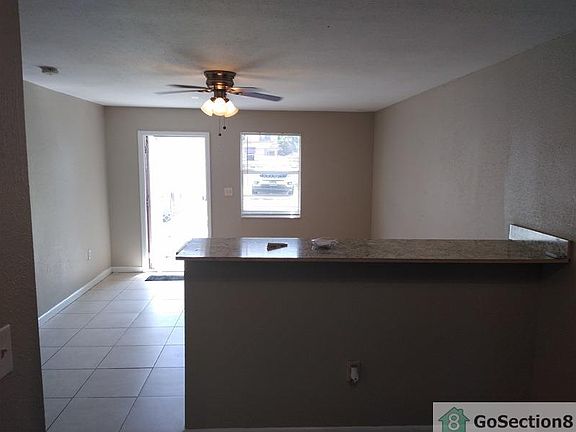 2nd image of 723 22nd St APT B