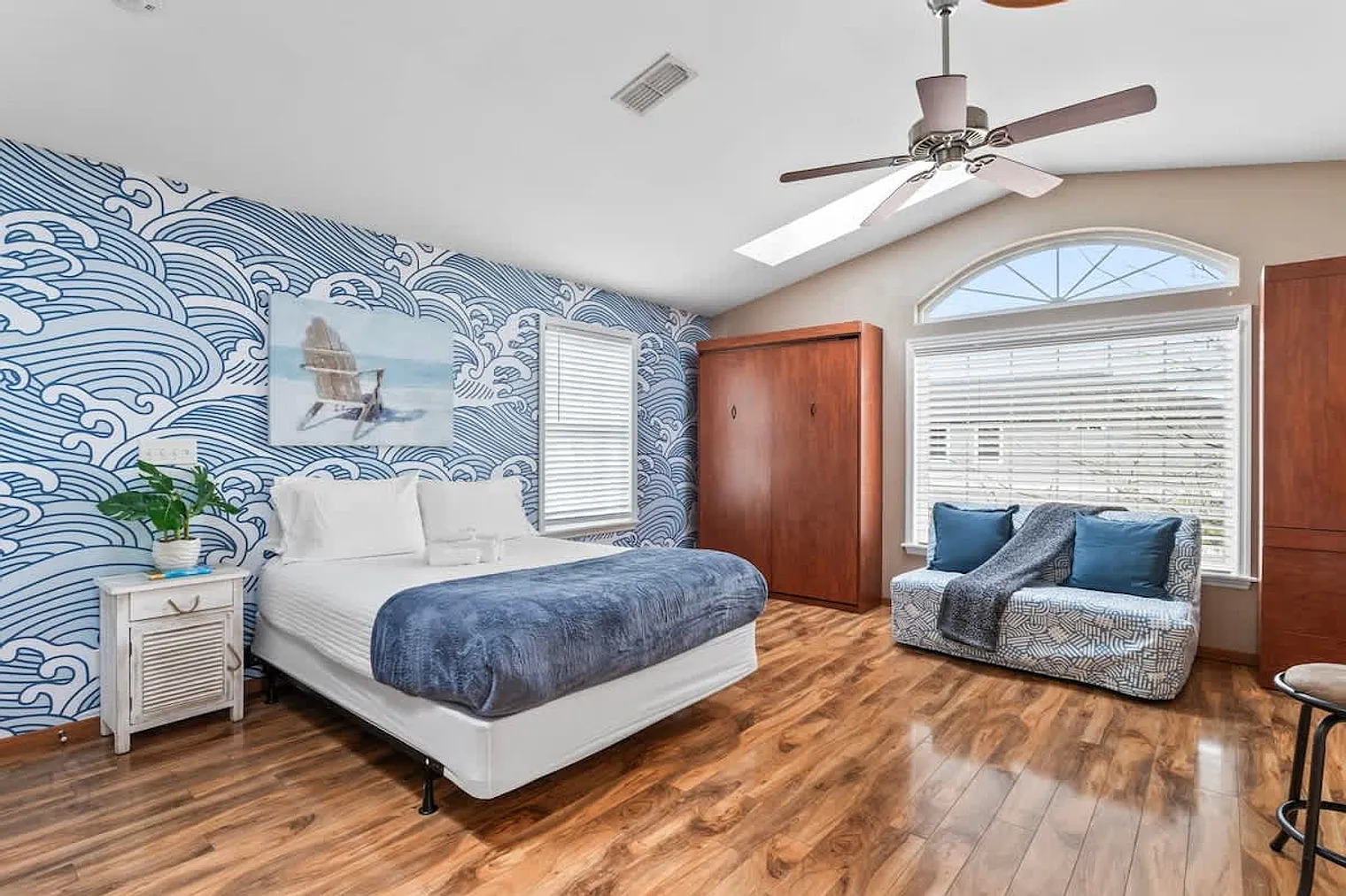 Studio, 1.0 bath, 2195 sqft, $1,795 — Photo 4