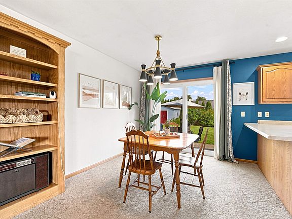5th image of 4922 Remiker Ln