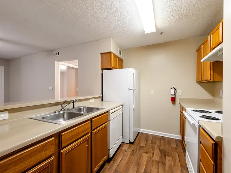 820 Martin Luther King Jr Pkwy — Photo 3