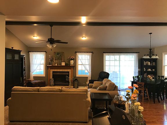 4th image of 510 E Leo St