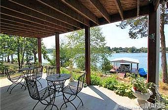 Great sized concrete patio.