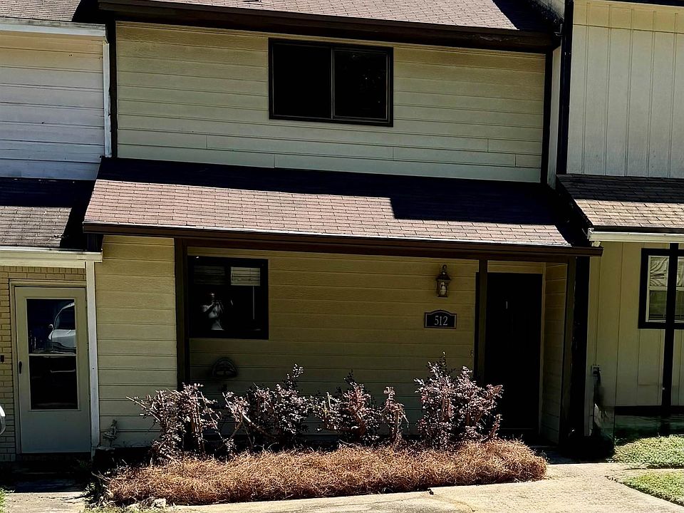 1st image of 512 Teal Ln