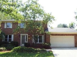 215 Patti Dr, Westerville, OH 43081