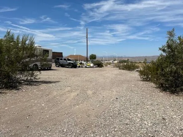 1545 Neptune Dr, Lake Havasu City, AZ 86404