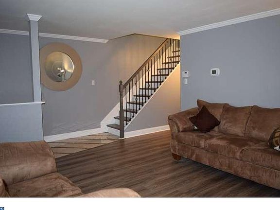 2nd image of 1305 Chelmsford Cir
