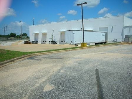 3rd image of 2520 Gunter Park Dr