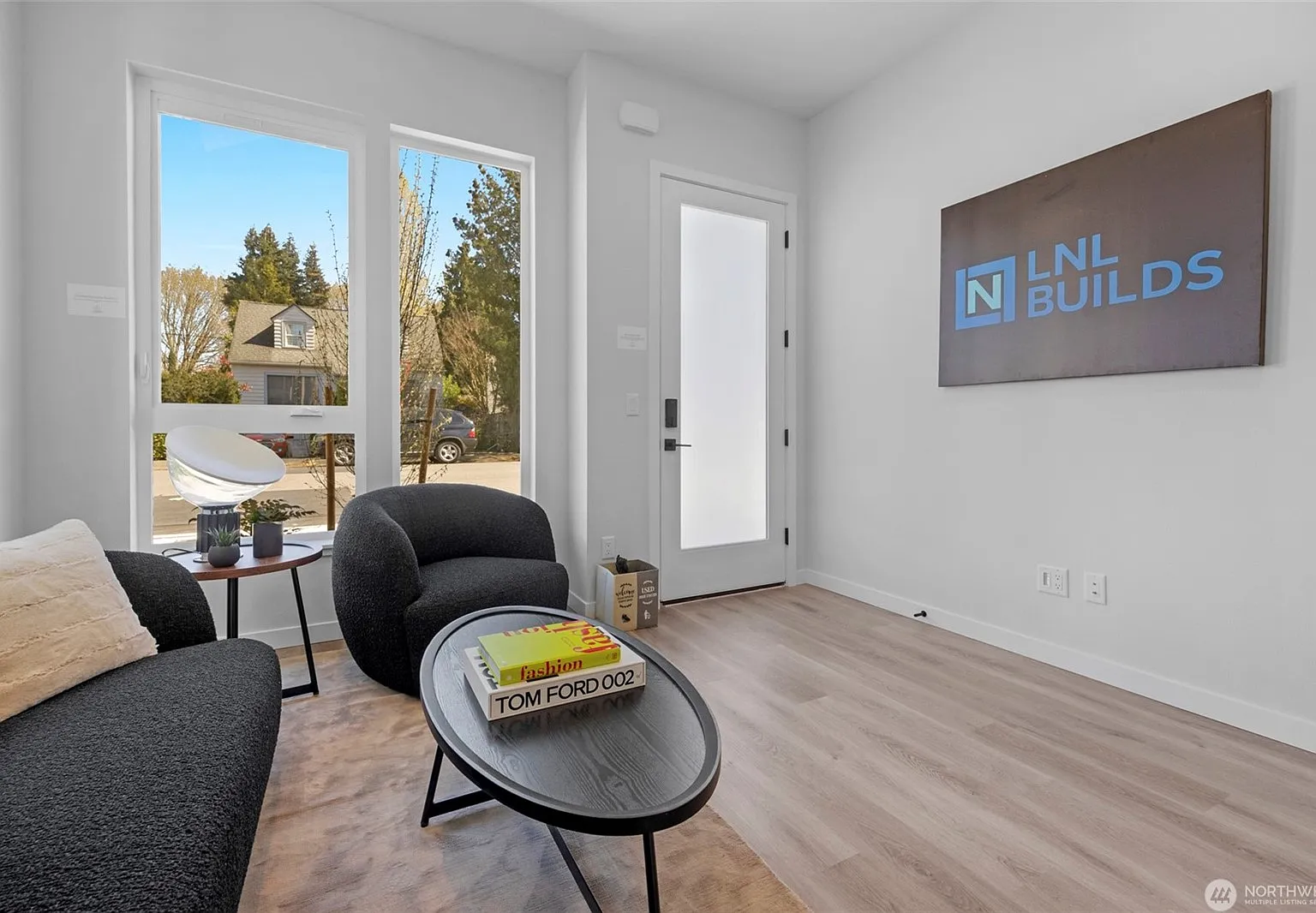 2 bed, 1061 sqft, $2,750 — Photo 4