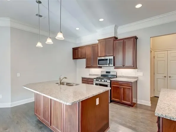 302 Haven Cir, Douglasville, GA 30135