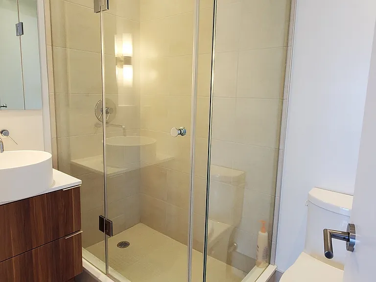 185 Roehampton Ave #2503 — Photo 15