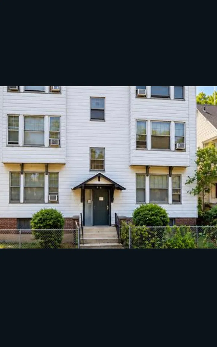 316 Halsted St — Photo 1