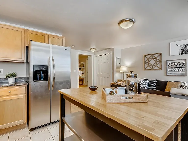 1750 Gaylord St #H — Photo 4