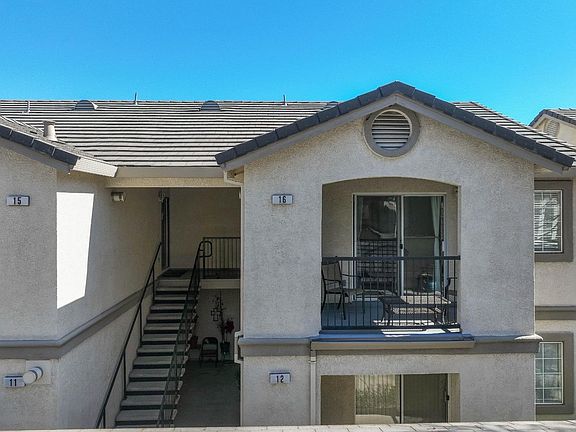 3rd image of 2001 Eastwood Drive #16