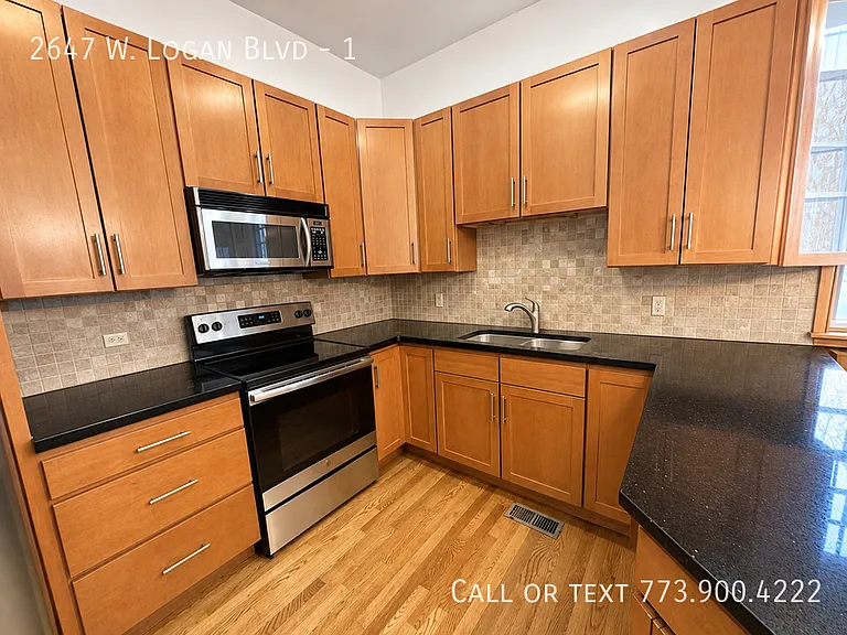 2647 W Logan Blvd #1 — Photo 3