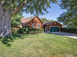 595 Emerson Ave, Xenia, OH 45385