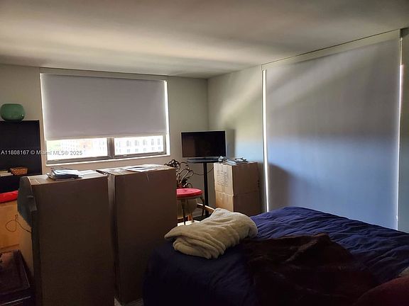3rd image of 66 Valencia Ave #Penthouse 1a