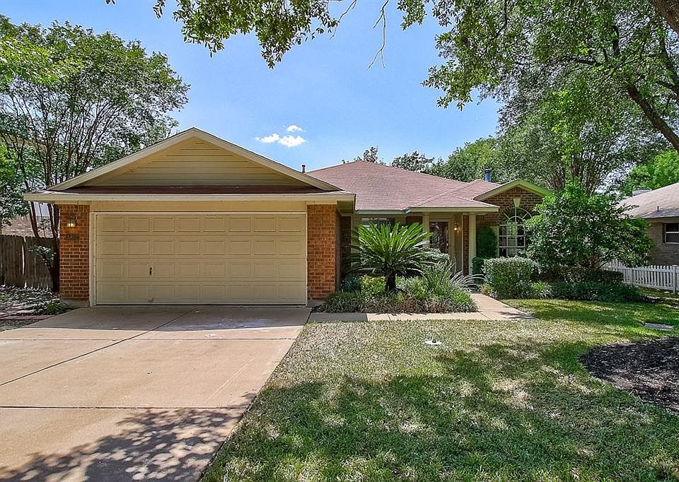 1st image of 1302 Leah Ln