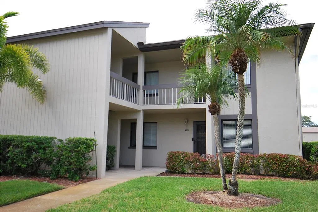 2 bed, 2.0 bath, 1094 sqft, $1,600 — Photo 3