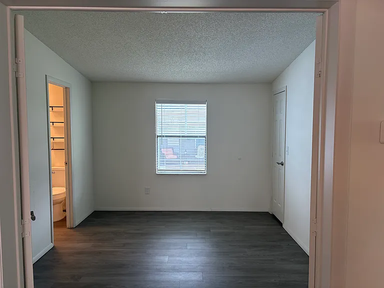 1715 Hilton Head Blvd — Photo 12