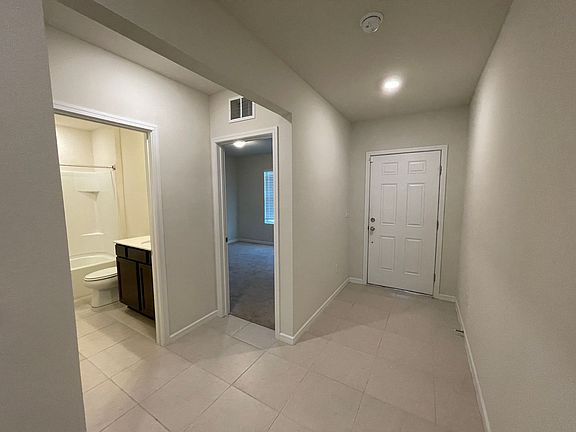 5th image of 1548 Aspen Ave