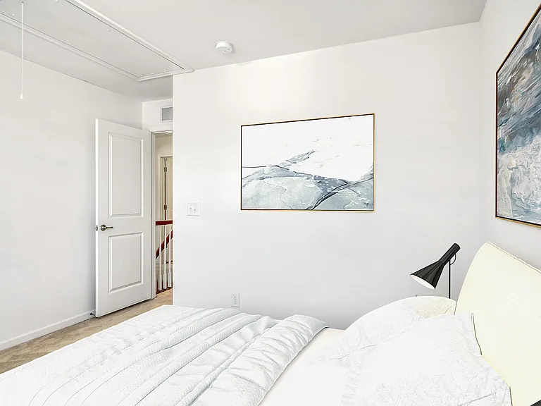 290 Cobblestone Lndg — Photo 19