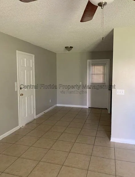 2 bed, 1.0 bath, 800 sqft, $1,499 — Photo 3