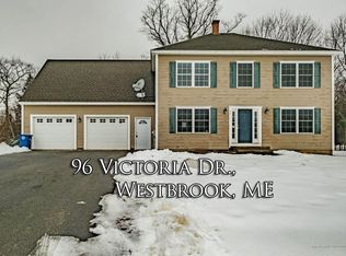 96 Victoria Dr, Westbrook, ME 04092