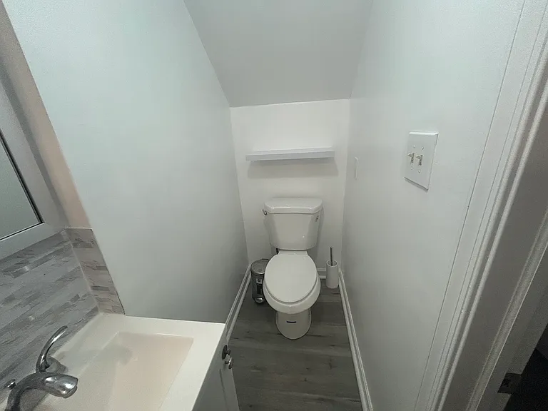 219 Moser Cir — Photo 3