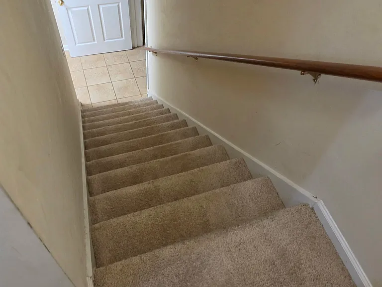 1227 Mandalay Ct — Photo 35