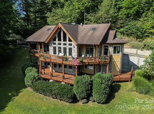 65 Cansadie Top Rd, Waynesville, NC 28785