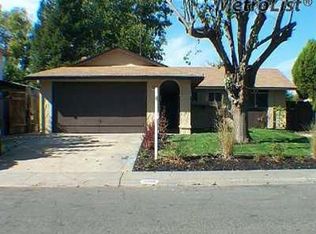 4861 Willowbrook Dr, Sacramento, CA 95842