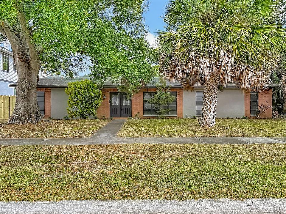 1st image of 745 48TH AVENUE N