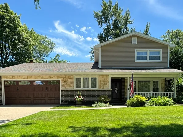 111 W Cedar St, Arlington Heights, IL 60005