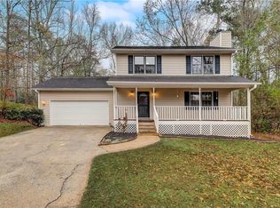 1997 Kelvin Dr, Lawrenceville, GA 30043