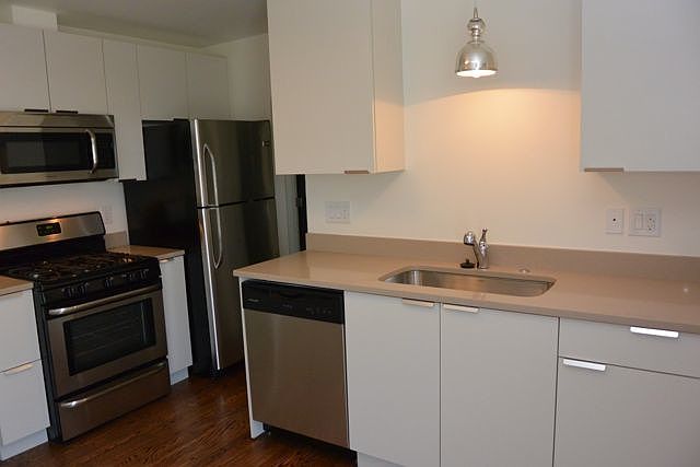 2nd image of 1716 Julian St