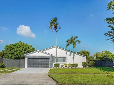 20050 NW 62nd Ave, Hialeah, FL, 33015