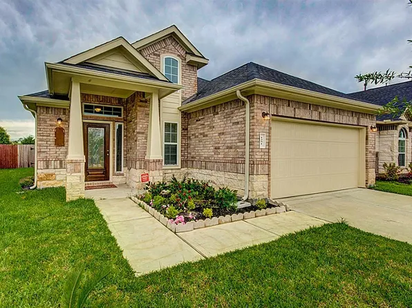 1251 S Maple Dr, Katy, TX 77493