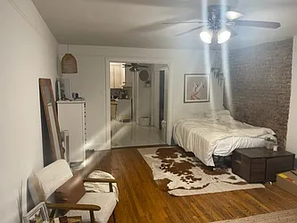 Rented by K & O Realty Associates Inc.
