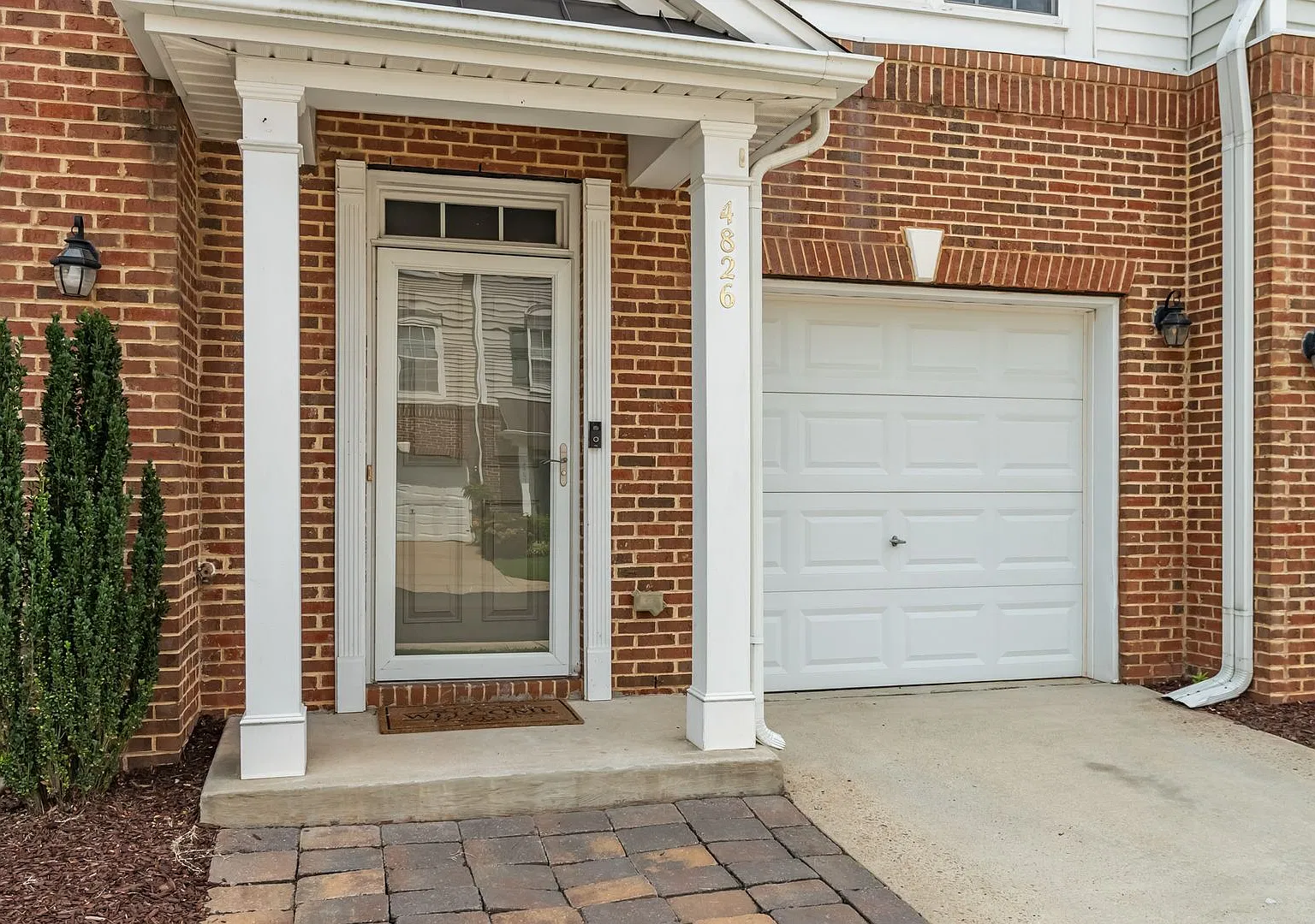 Spacious North Raleigh Townhome, just minutes from North Hills — Photo 2