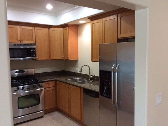 2nd image of 525 N Adams St APT 310