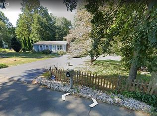 77 Windy Hill Rd, Westbrook, CT 06498