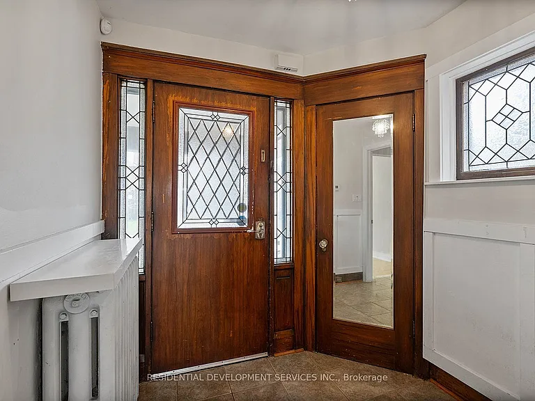 363 Strathmore Blvd — Photo 4
