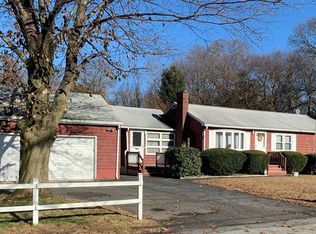 7 Riverdale St, Methuen, MA 01844